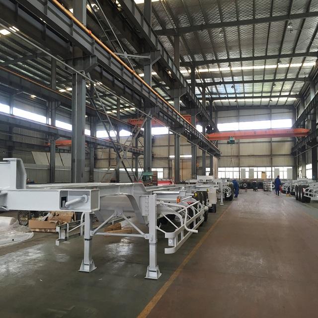 重型大型特种物流集装箱半挂车 - 扬州市伏尔坎机械制造有限公司