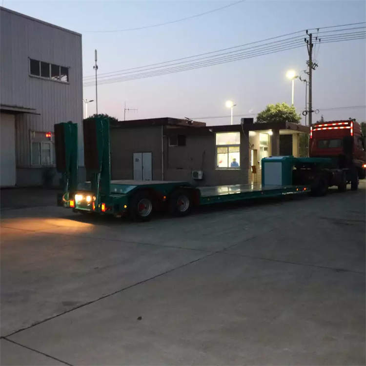 High-tech Hydraulic Ramp 2axle 30t/40t Low Bed Semi Truck Trailer for Sale | Yangzhou Vulcan Machinery Manufacturing Co., Ltd